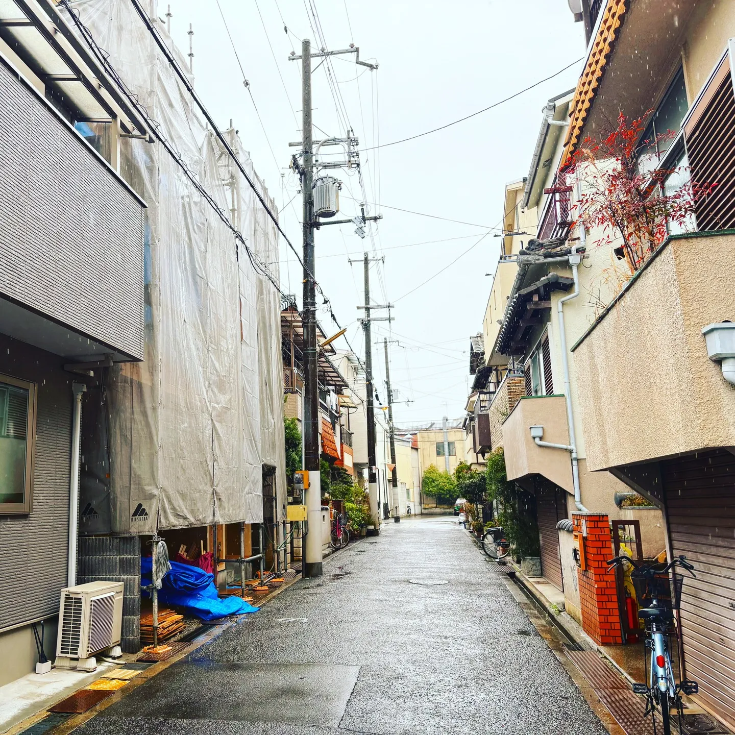 大阪市生野区中川東の新築戸建ての建築がスタートして、無事に上...